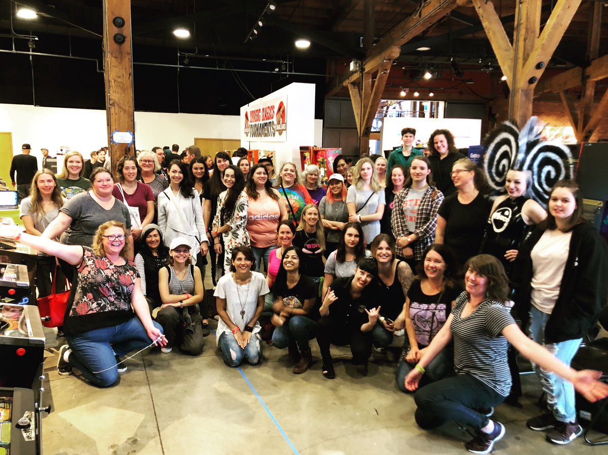DeadFlip's tweet image. The Women’s #Pinball Tournament at @VFOPinballExpo is about to kick off!
What a huge turnout!