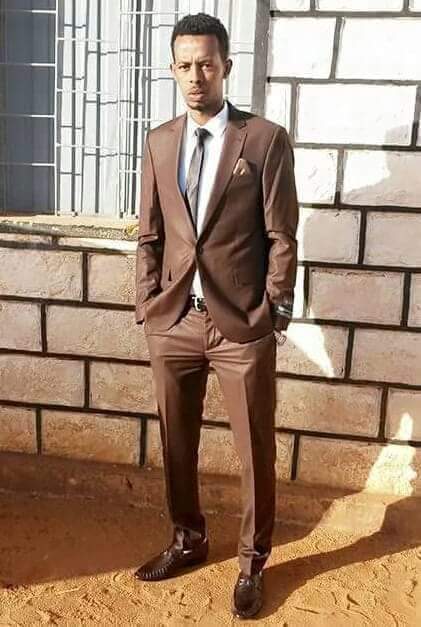 FilfilB's tweet photo. We Are With U Bro #Abdirashid💕 https://t.co/3tEG5F9Qi2