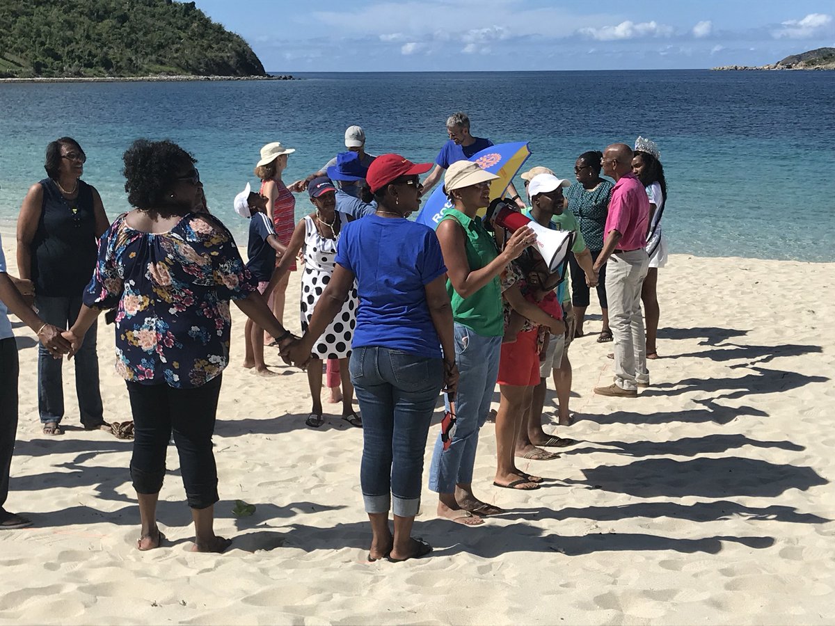 D_OrlandoSmith's tweet photo. How exciting it was to be a part of the human chain at Beef Island beach!! It was really good to see the immense support received from the community and the turnout as we united to say #OneBVIThanks to all who supported our Territory over the last year. #OneBVI #BVIStrong #Unity https://t.co/UGqN4zI3Kn