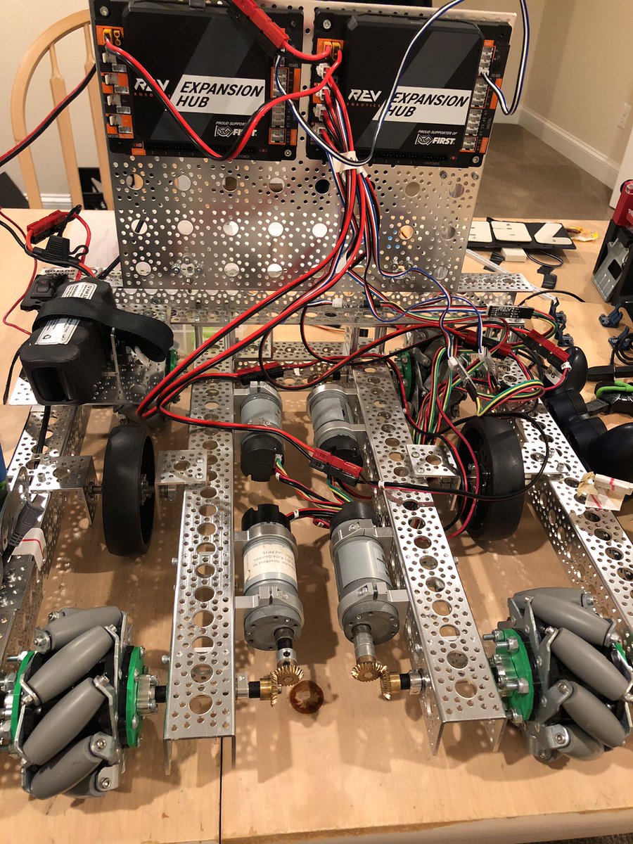 GearGrindersFTC's tweet photo. In the process of taking this thing apart... Next step is robot in 30 hours! #RI3D #RoverRuckus https://t.co/pcBPzT58Xr