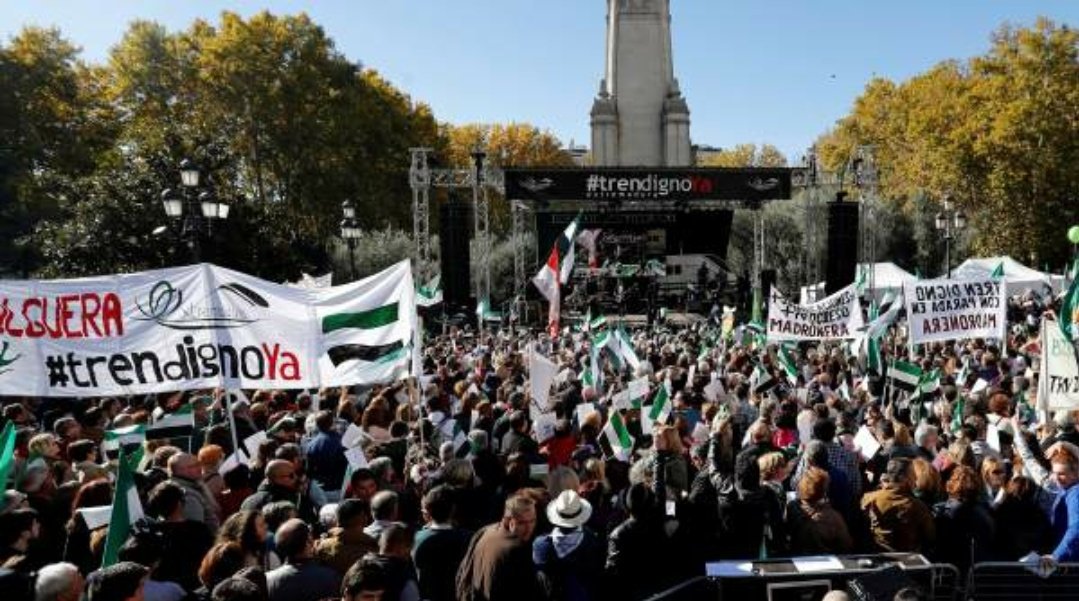 C_Valdelvira_'s tweet photo. Talavera de la Reina y Extremadura merecen un tren digno. El gobierno español como siempre está más preocupado por contentar a politicos secesionistas que por defender a manchegos y extremeños. #TrenDignoYA 🚂 https://t.co/FerS7wOyKU