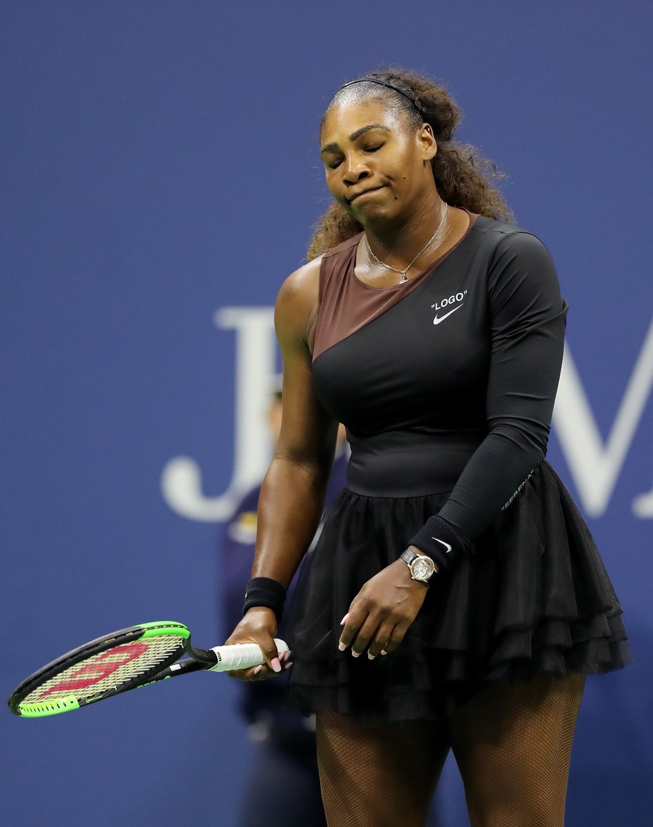 infosportplus's tweet photo. #Tennis 🎾

1er Grand Chelem pour Naomi #Osaka 🇯🇵 (20 ans), 1ère Japonaise à gagner dans cette catégorie 🏆 !

La tête de série n°20 a battu en finale de l'#USOpen Serena #Williams 🇺🇸 en 2 sets 6/2 6/4 en 1h19.

#Sportsweekend https://t.co/PHfEmlJzr0