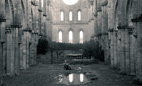 🎥 'Nostalghia' (Andréi Tarkovski, 1983).