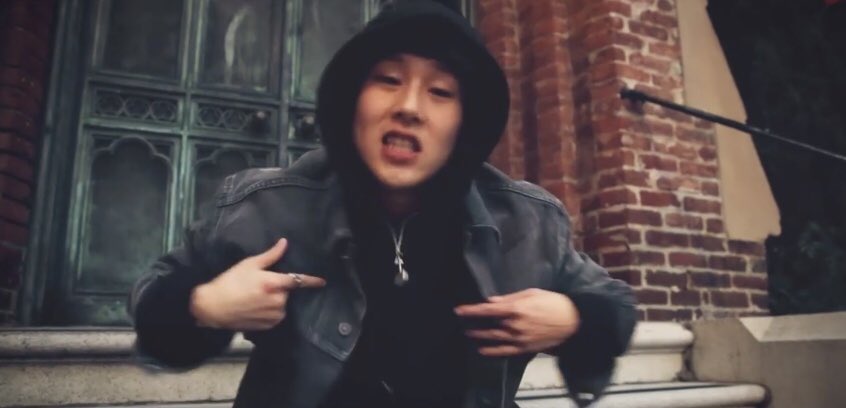 mbbmariaa's tweet photo. pt. 2 of my fav ss of the mv🙃

#ShouldIdo 
#JOOHEON 
#주헌 
#DWTD 
@OfficialMonstaX https://t.co/xRBk6m6cLI