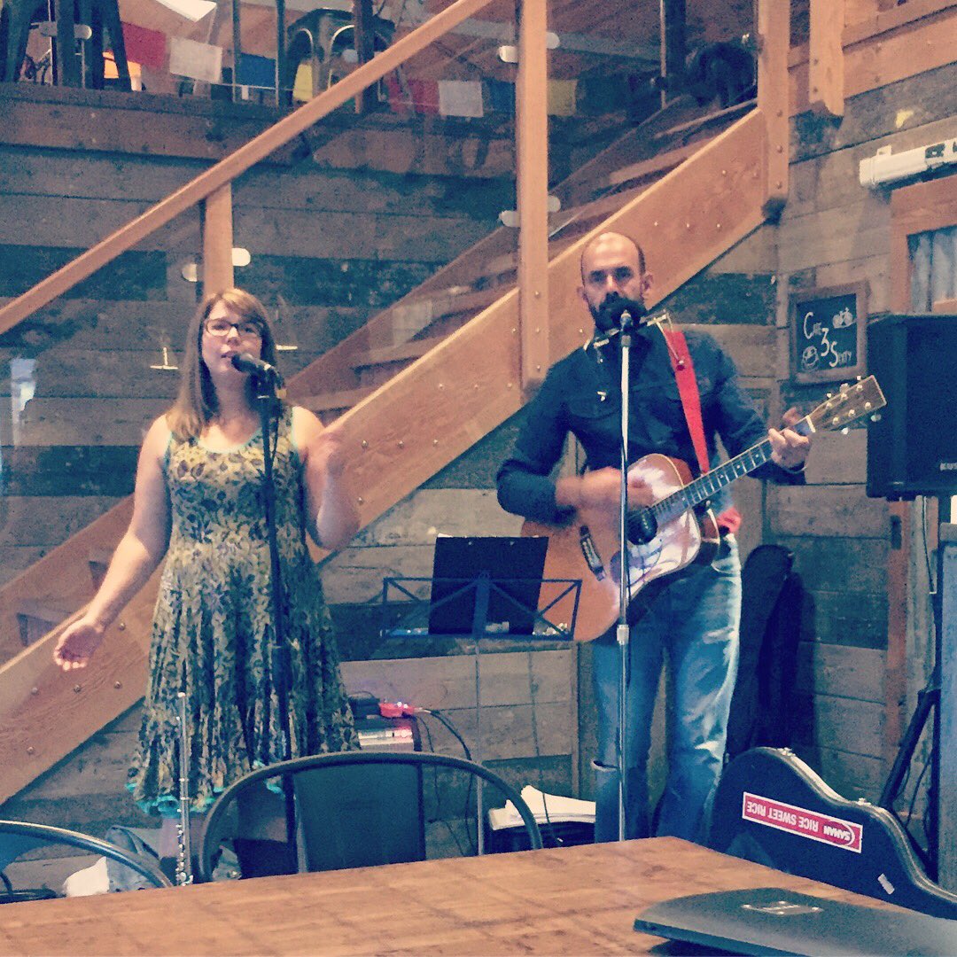 LunadellaBlue's tweet photo. Well we had a fabulous time playing at #cafe3sixty tonight. Catch us Tues 8:30pm in a Kenton #music #musicians #gigging #devonmusic https://t.co/m7EUqKWhZT