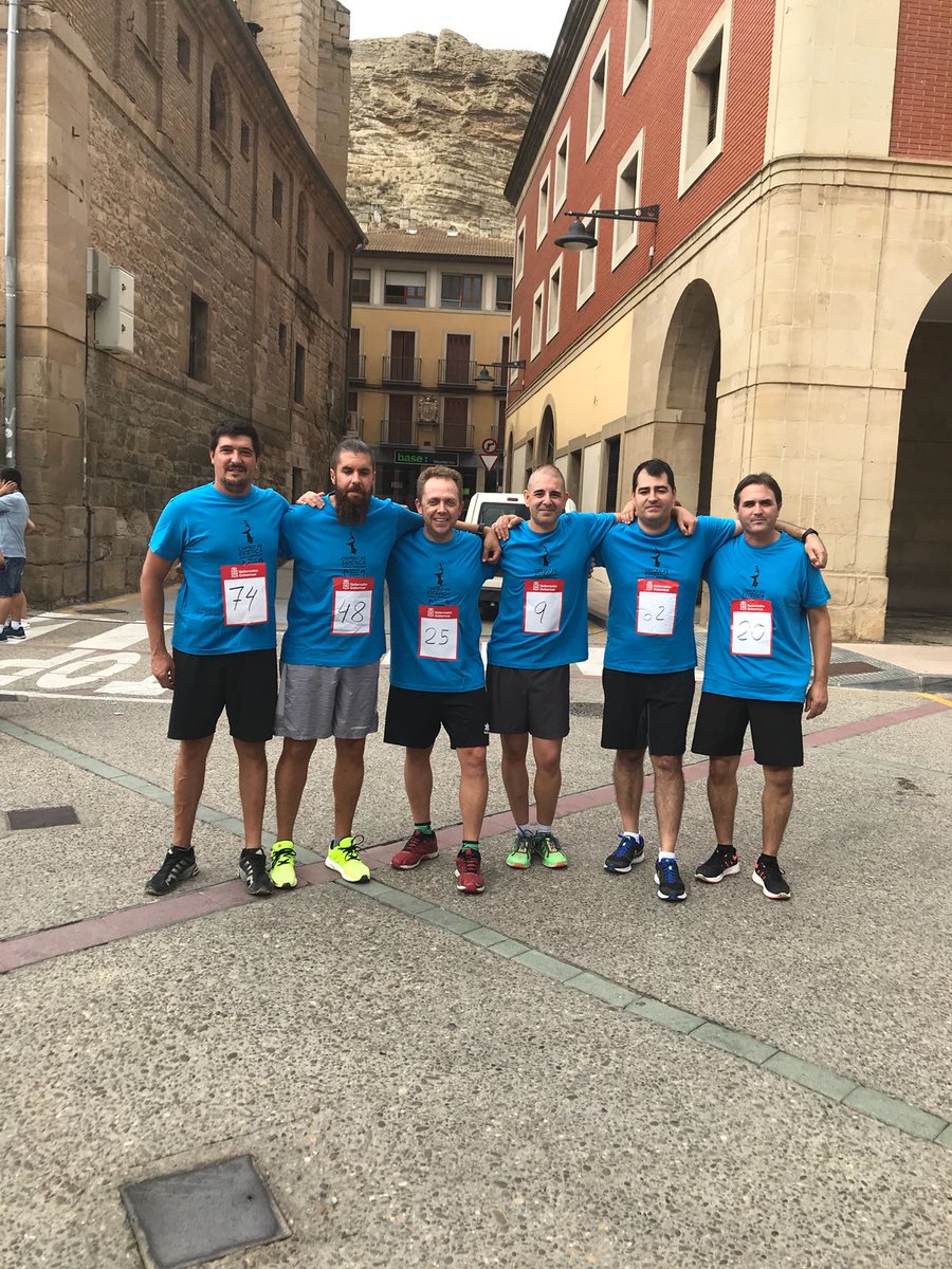 armendaritze's tweet photo. Otra #TCSrunning en #Lodosa... y ya va la IV. Gracias a la organización, a l@s participantes y a @luisvalcarcels por animar la tarde ¡magnífico speaker!. En 2019 a por la V 💪 #TRXlodosa ...quedan ✋ días para las #Angustias18 https://t.co/Kka5Jx9KH7