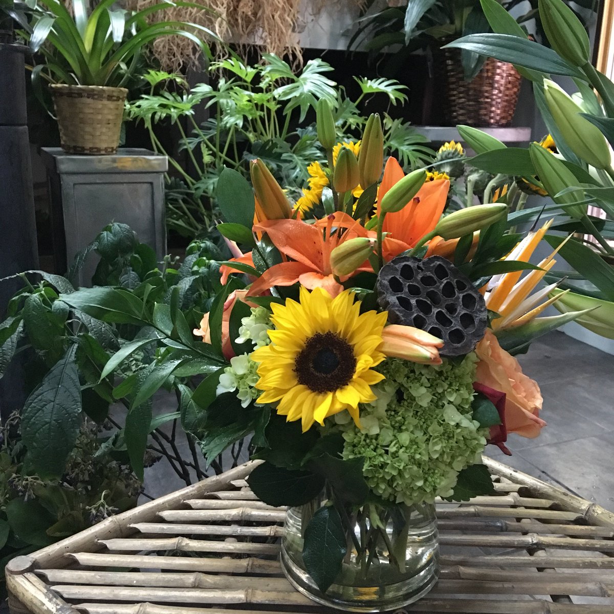 Enchanted Florist tweet media
