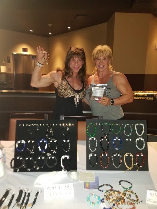 More #FemaleMuscle MagicMorsels, Muscle and more... #sexyfemalebodybuilders https://t.co/xXDRumx0Wm<a href="/tag/femalemuscle"class="tags">#FemaleMuscle</a><a href="/tag/sexyfemalebodybuilders"class="tags"><span>#sexyfemalebodybuilders</span></a>