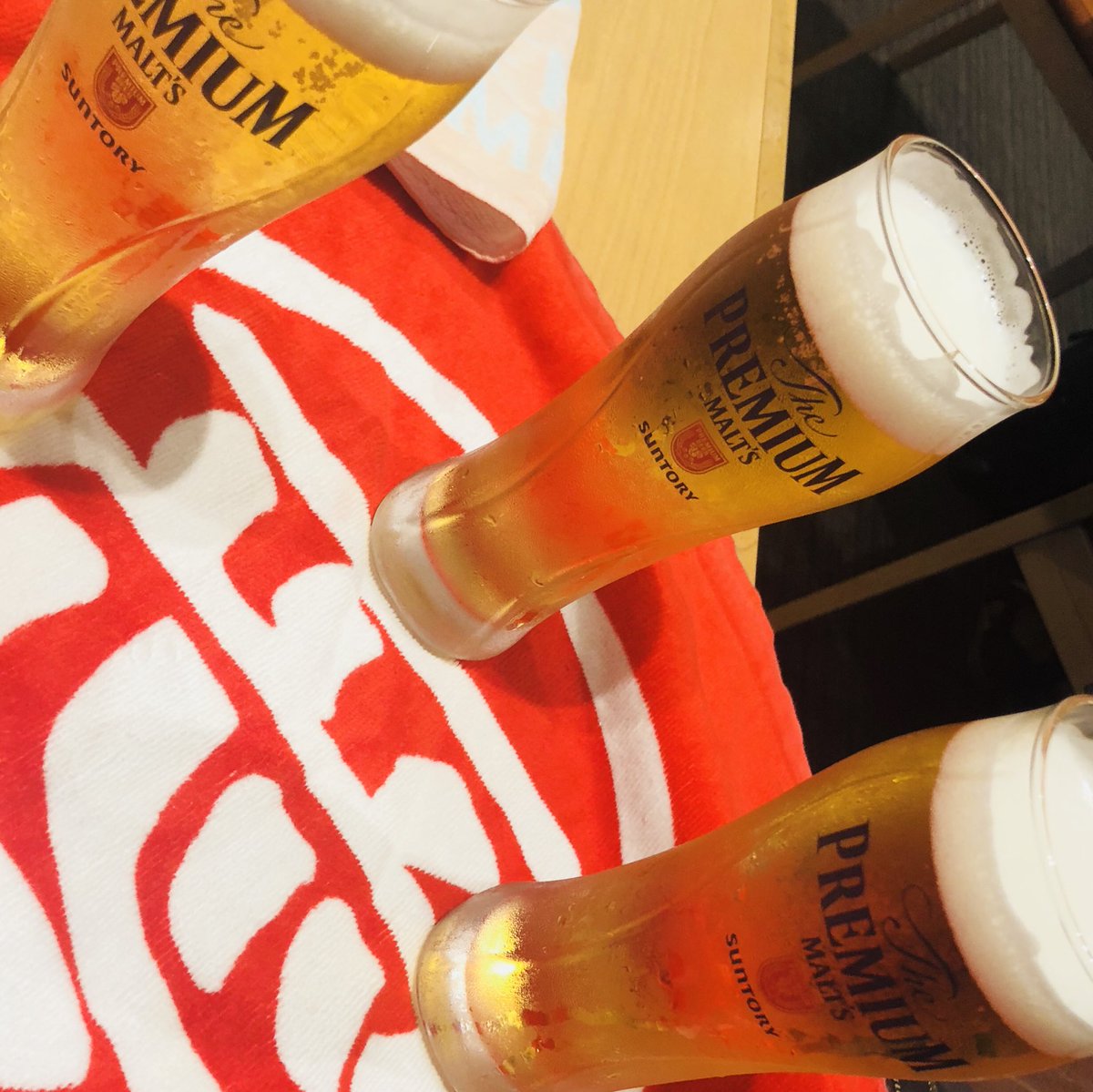 CHi__AiO's tweet photo. 飲んじゃう〜🍻
#aiotsuka
#aio15 #LIB15
#日比谷野外音楽堂 https://t.co/hUjZS94CXB