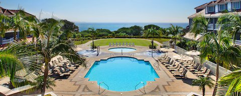 ellobed's tweet photo. Situated on the coastal cliffs of Dana Point, the re-imagined Laguna Cliffs Marriott #resort &amp; Spa includes 378-guest rooms &amp; 15 ocean view suites that blend sleek, fresh concepts and #Beach chic inspired elements to provide a tranquil vacation experience.
https://t.co/o0BkM95hvo https://t.co/xewVShGF6M