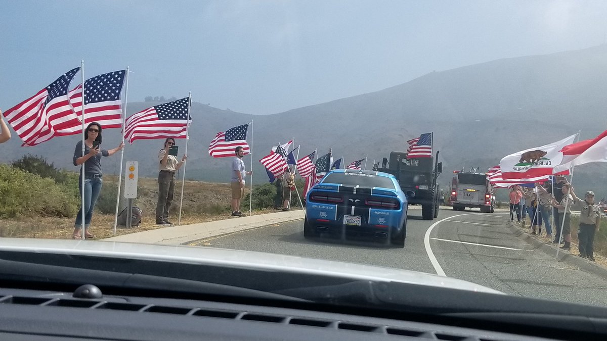 ScottBaio's tweet photo. More pics from the #RideToTheFlags 9/11 remembrance. https://t.co/eHPDXcrhZG
