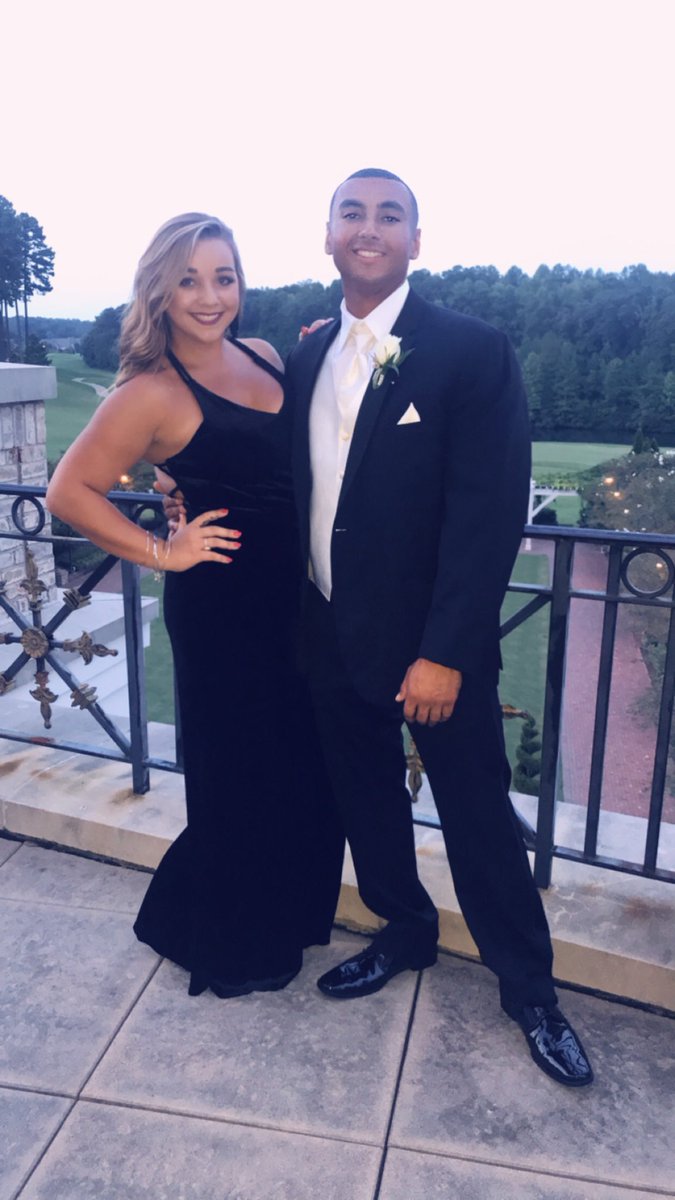 CarraAnne__'s tweet photo. Congratulations to Brittany &amp; Shawndell. 💍😍💛 wish you the best and so happy we can be apart of this day!!! #AMBROSE2018 https://t.co/uHiITUk12e