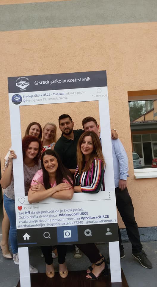 USCETrstenik's tweet photo. Hvala draga deco na pravom izboru 🍀🍀🍀 Good luck!!! ☺☺☺
#dobrodosliUSCE #prvikoraciUSCE @artbataenterijer @opstinatrstenik37240 @turizamtrstenik.rs https://t.co/M7VeSMrDGg