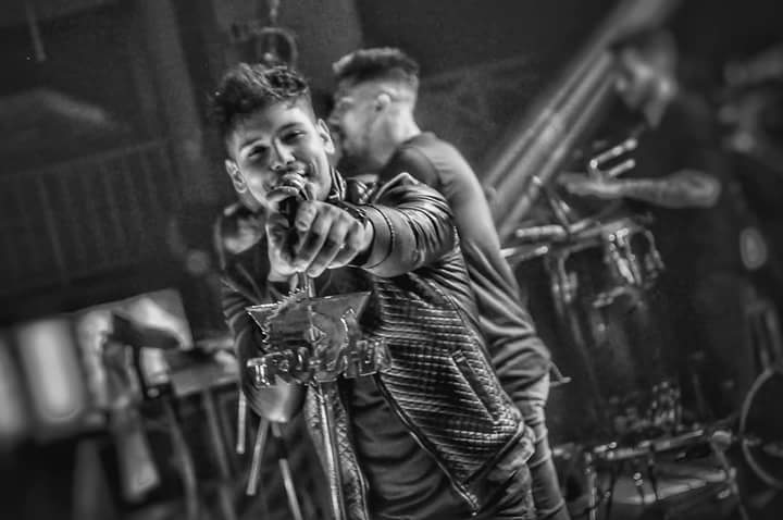 sintoniatrula's tweet photo. #MomentosTrulaleros 📸 #CCPMoreno | Buenos Aires 
¡hoy nos vemos en #Tornado | #FantaNorteño 🔥🎶! #GiraPorBuenosAires 
.
.
#Trulala 🔜 rumbo a los 34 años 🎶 https://t.co/9GFPVGaraT
