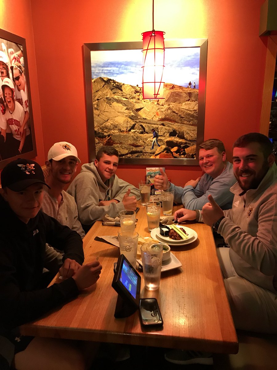 AIC GOLF tweet media