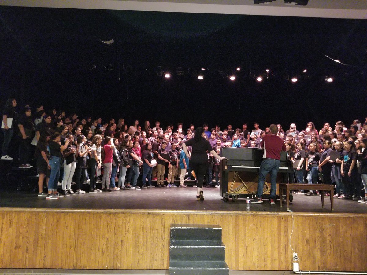 Northbtook HS n feeder schools Comined Concert Rehearsal and Clinic. Collaborative greatness! <a href="/LandrumMS/">Landrum MS Lions 🦁 #MoralCompass</a> @SBISDFineArts @KIPPCourage #LionsInspiringOthers