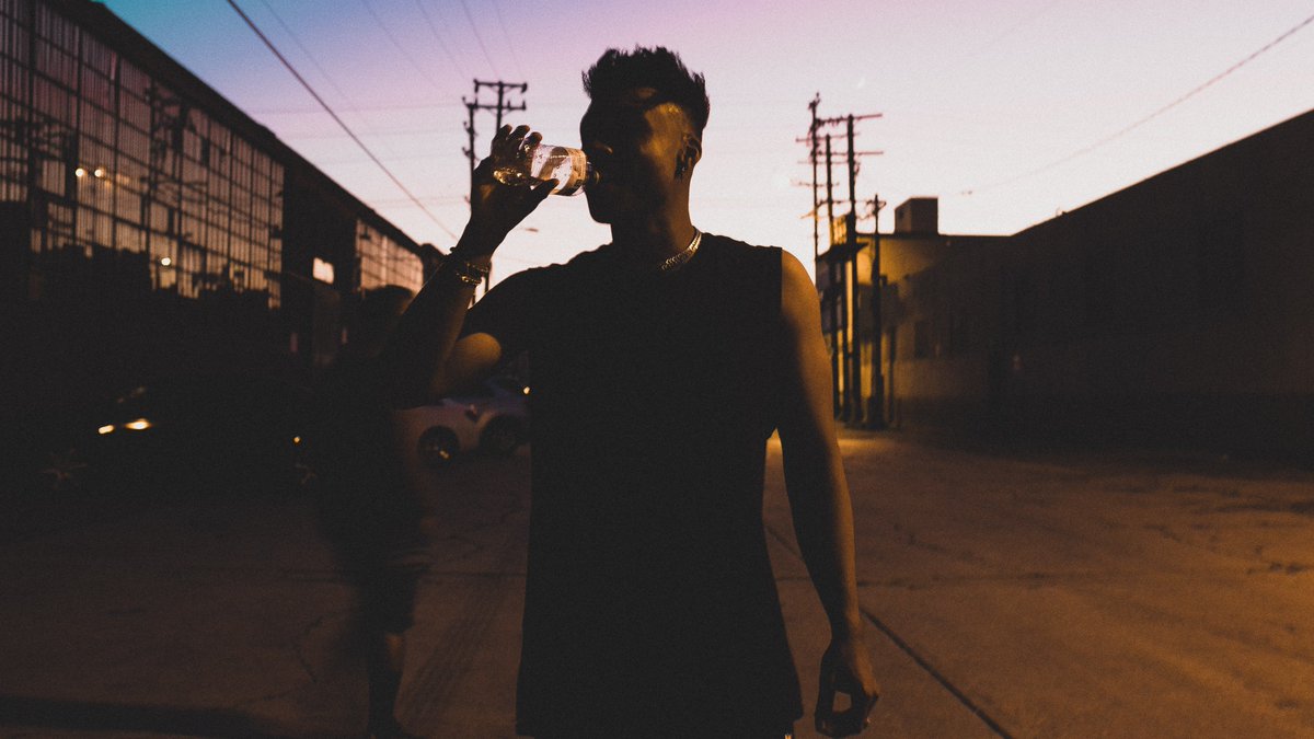 _ambersteele's tweet image. so ur gonna take me on tour with u riiiight?