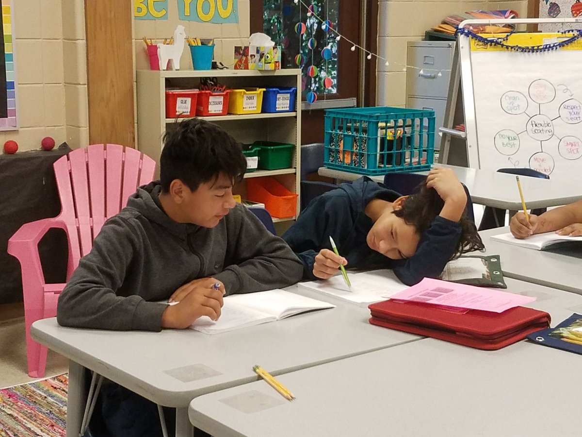 alicequinnr's tweet photo. Writing ABCs of me, getting to know them better. At least I know their favorite candy. #AttitudeIsEverything #gettingtoknowthem #bms_now https://t.co/bRNLF9AOIx