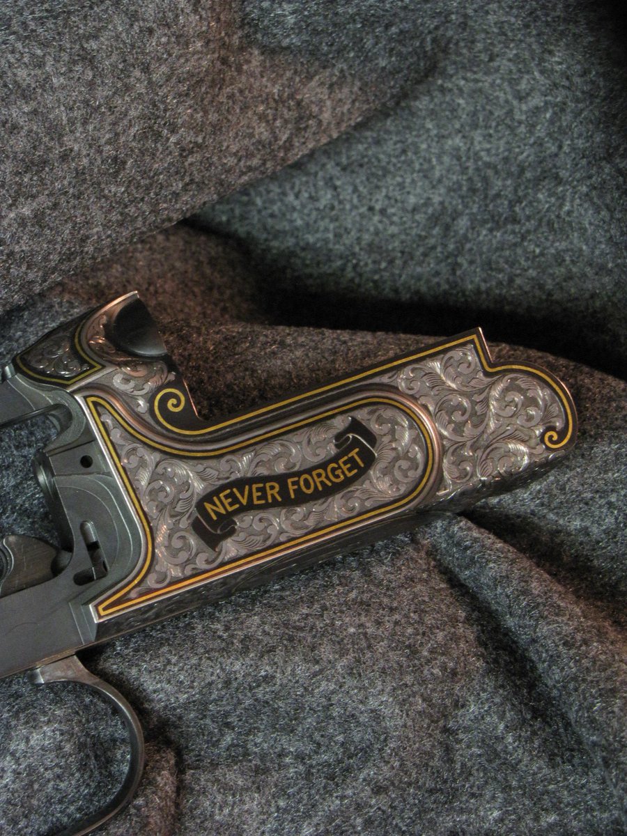 FirearmEngraver's tweet photo. With the anniversary of 911 coming up - I figured these photo's would be appropriate. #FDNY #NeverForget #Biesen #hunting #art #craftsmanship #engraving #scroll #Firearms #NRA https://t.co/Ouj4j4NGwB