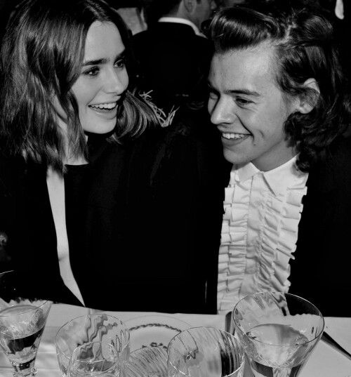 RileyHarrisLipa's tweet photo. — Vía IG. — 

« I miss you, bro @HazzaStyles_B ❤ » https://t.co/FM2QZJiB8v