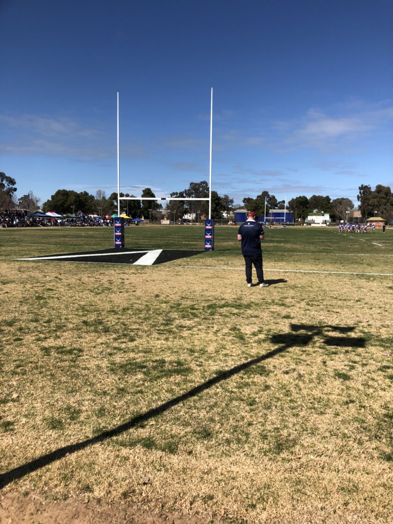 RabsMGriffin's tweet photo. Hey @MRFindlay24! Any word if these in goals work like the bonus  point zone in the Auckland nines? 😂 https://t.co/Ob6NXK0ocE