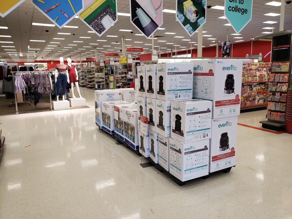 Rochester North is prepped and ready for the Car Seat Trade-In event! Scanned, pulled, filled and zoned- triple threat for comps! #nocarseatleftbehind #G196 #targetrun <a href="/RicaDevas/">Erica DeVasier</a> <a href="/adriennelebo/">Adrienne Lebo</a> @MorganCiota <a href="/AmiBerg6/">Ami_Berg</a>