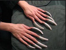 JoyGrenade's tweet photo. I need this veto to be a set of long fingernails that have to be gnawed down to the quick! #BB20 #GoHaleigh https://t.co/PRHL2NsyHB