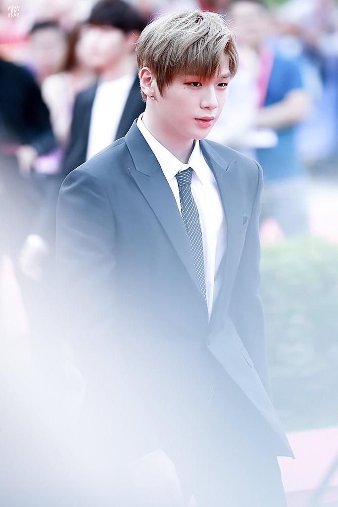 Boss mau lewat <a href="/guanlaixlin/">Guan Lai</a>