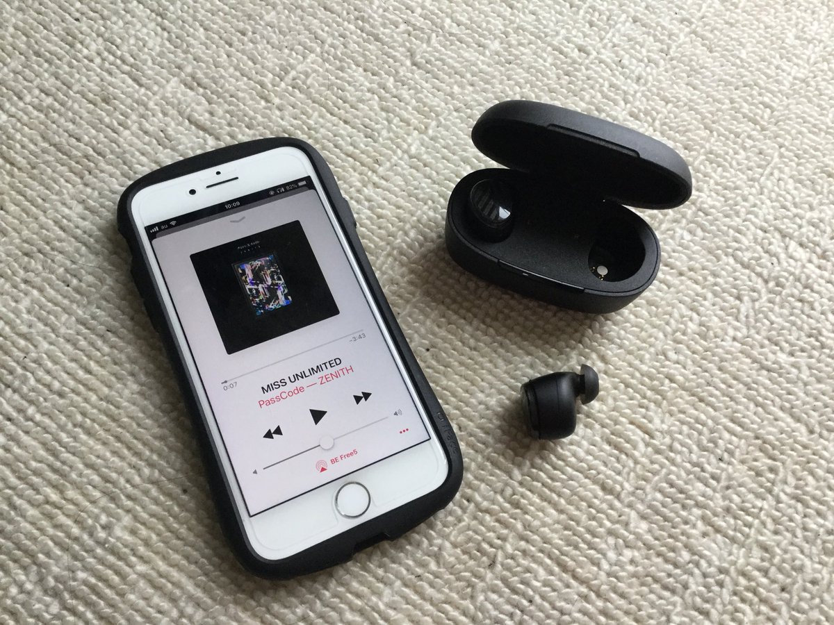 roysnsnacsiroyo's tweet photo. iPhone8 × BeFree5
PassCode/MISS UNLIMITED
お出かけは無線で！ https://t.co/aGhUraV33X