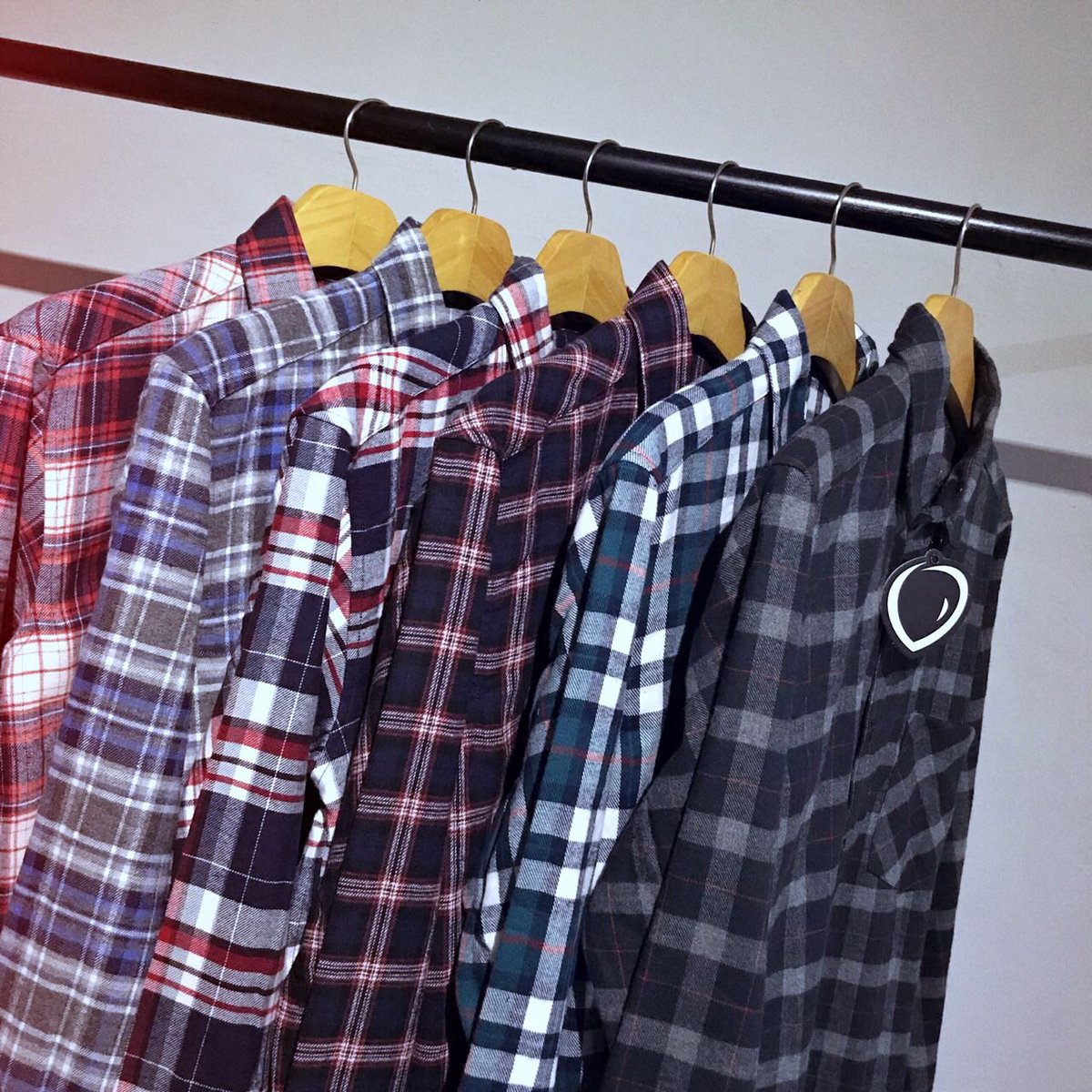 NKDNTS ® (@nakedants) on Twitter photo 