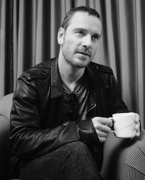 Michael Fassbender at TIFF for ‘Shame’ 2011. 📸 by Matt Carr ✨ #FFF #Fassbender #MichaelFassbender #MattCarr #FlashbackFassbenderFriday #Shame #Film #TIFF #SteveMcQueen #Photo (3)