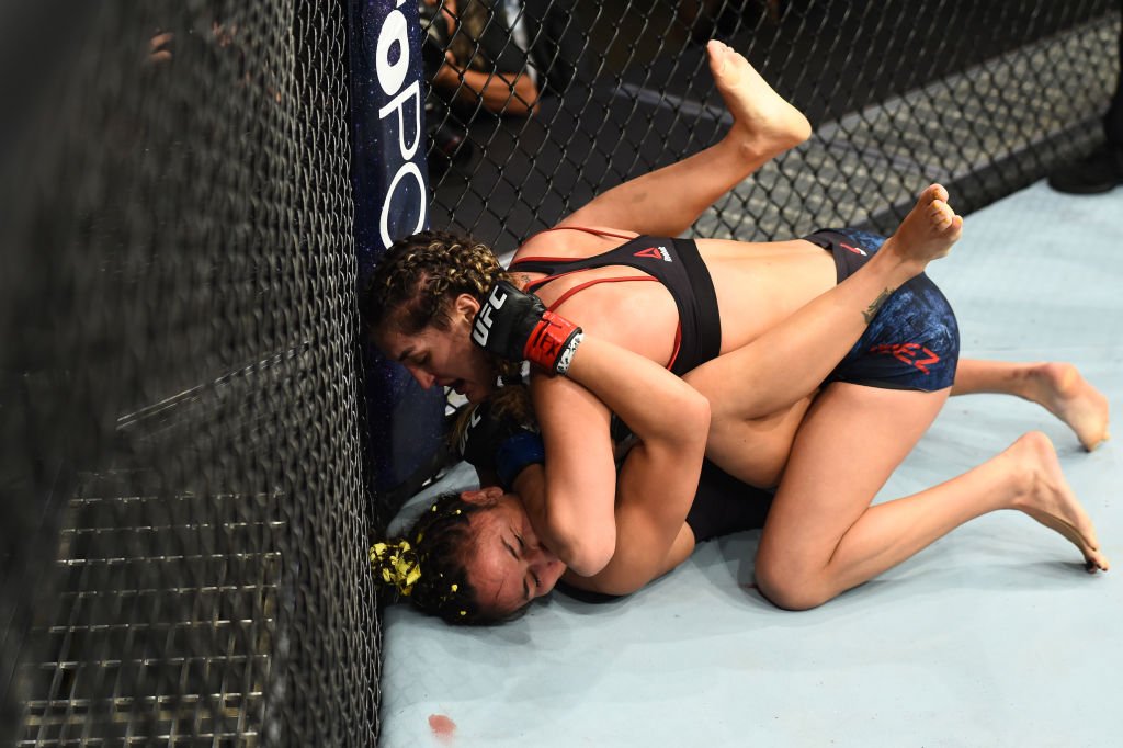 UFCNews's tweet photo. #UFC228 Official Result:  @TSPMMA115 def @CarlaEsparza1 by TKO, third round, 4;33.

https://t.co/7rsMGa1lJG https://t.co/Q0LoDpSemS