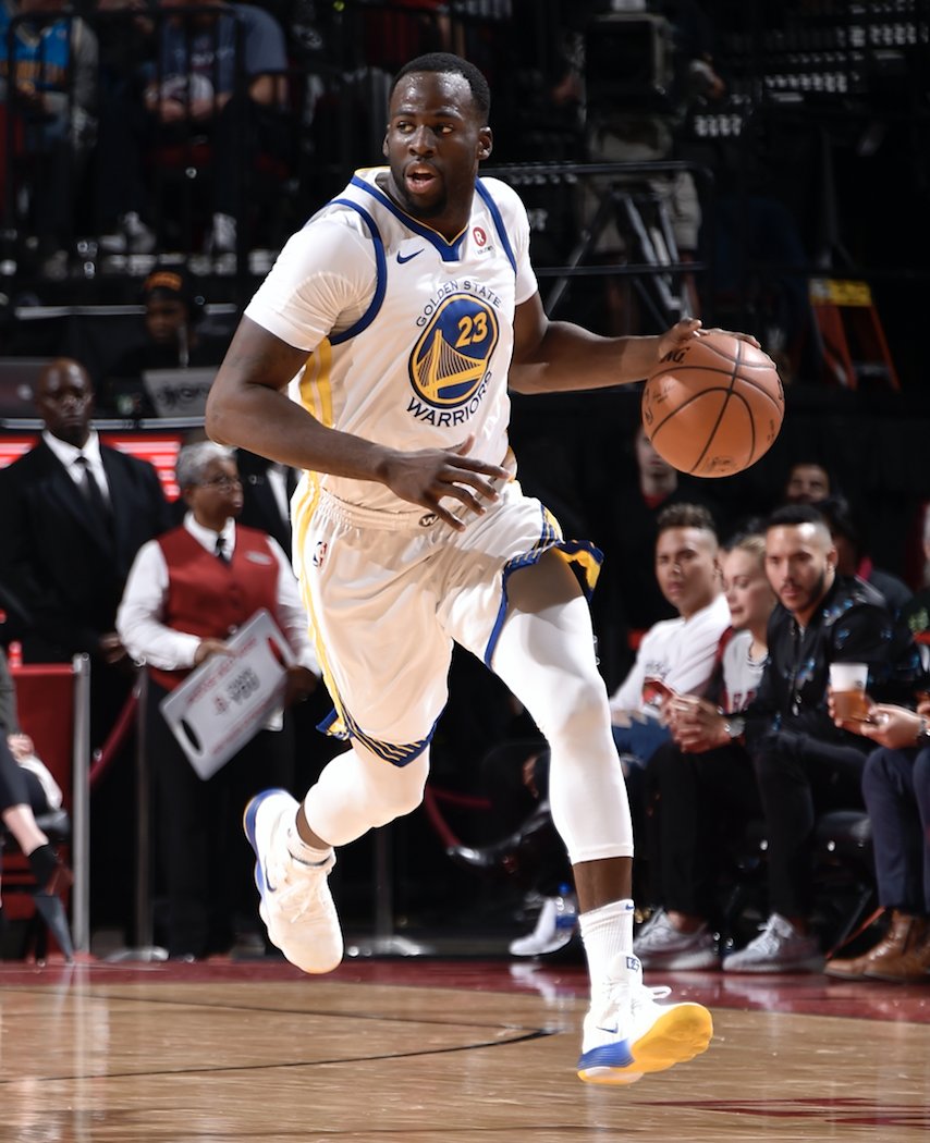 宇都宮ブレックス Utsunomiya Brex Twitterissa ドレイモンド グリーン選手来場 本日 ブレックスアリーナ宇都宮にゴールデンステイト ウォリアーズのドレイモンド グリーン選手が来場します 12 05 12 15 メインアリーナにてu15選手と記念撮影 12 15 12 30 宇都宮ブレックス Utsunomiya Brex Twitterissa ドレイモンド グリーン選手来場 本日 ブレックスアリーナ宇都宮にゴールデンステイト ウォリアーズのドレイモンド グリーン選手が来場します 12 05 12 15 メインアリーナにてu15選手と記念撮影 12 15 12 30