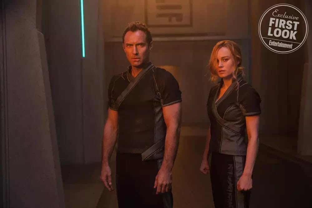IniciativaV's tweet photo. Breve descripción de una escena de #CaptainMarvel gracias a @EW:
"La #Starforce busca en el planeta #Toraf a un espía desaparecido. Con una terrible tormenta y los #Skrull al acecho, #CarolDanvers da el primer paso luego del visto bueno de su comandante (#JudeLaw)" https://t.co/J0kBKKWDhj