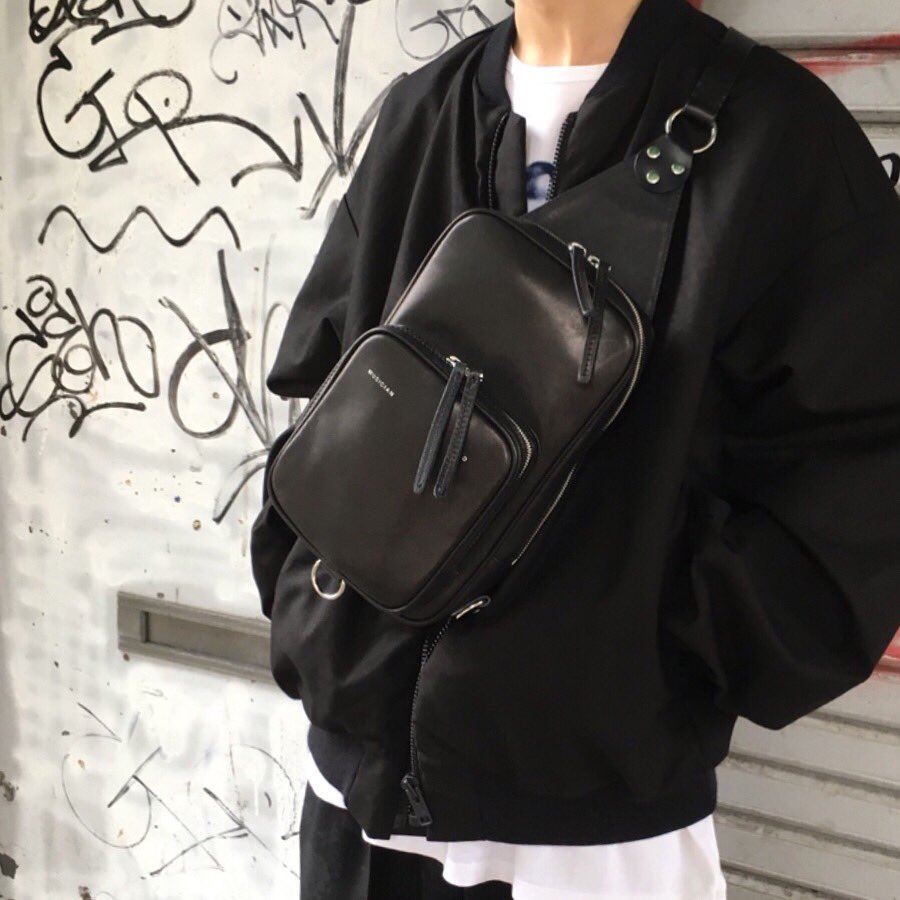 LAD MUSICIAN レザー ボディーバッグ LAD MUSICIAN レザーボディーバッグ