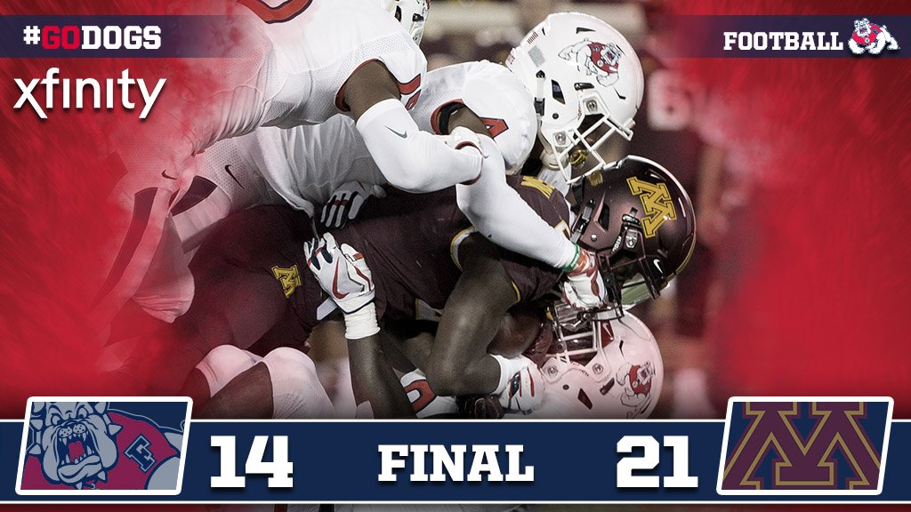 FresnoStateFB's tweet photo. 'Dogs rally late, but fall just short in Minneapolis. #GoDogs https://t.co/ol3W3hf6yF