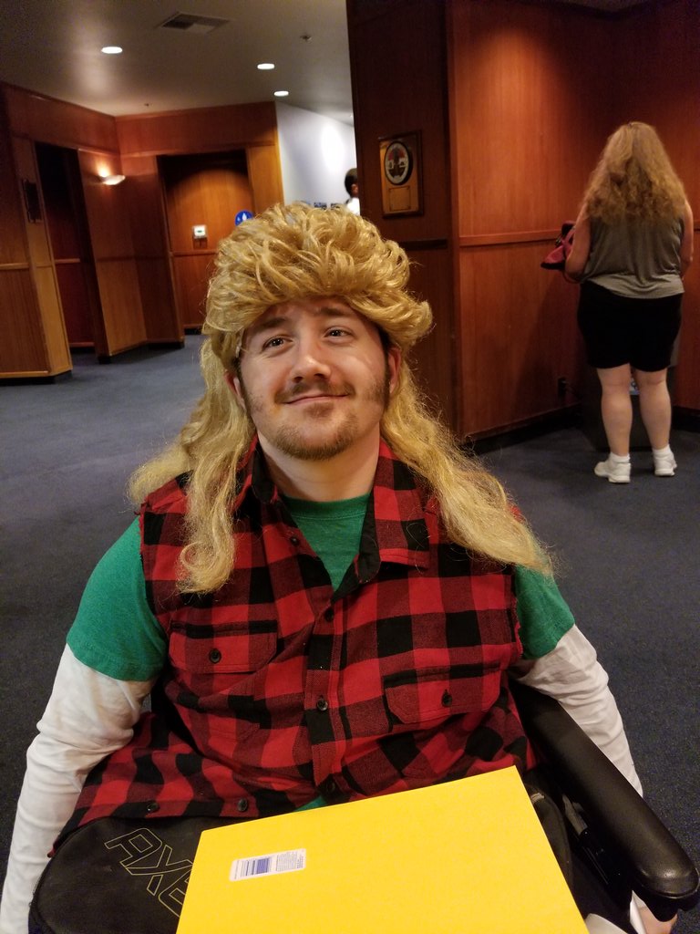 smittyk1971's tweet photo. @DavidSpade me and Joe Dirt aka Kenny Hollywood coming to see you at Lancaster Performing arts Center in Lancaster CA tonight. Can my boy Kenny Hollywood get your autograph mabey please Luv ya https://t.co/8vREeEAUqT
