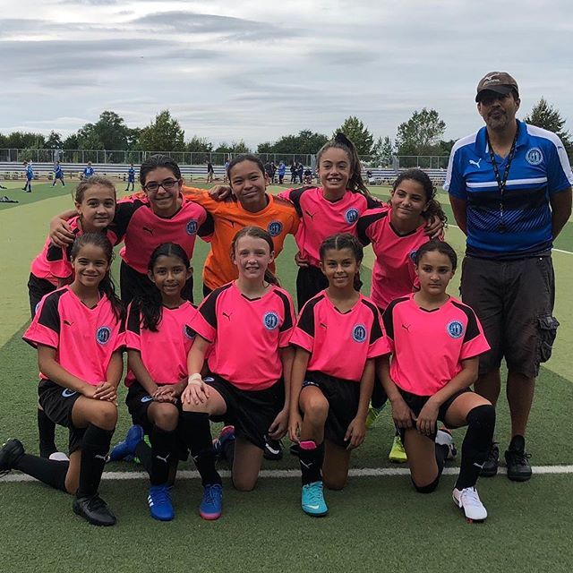 bklynitalians's tweet photo. Brooklyn Italians Girls Azzuri! #WeAREBrooklyn #BrooklynItaliansSC #BrooklynOriginal #PumaOriginal #PumaPink #PumaBlack #Puma #PinkandBlack https://t.co/7T5A4msV4O https://t.co/HacXZOXYUH
