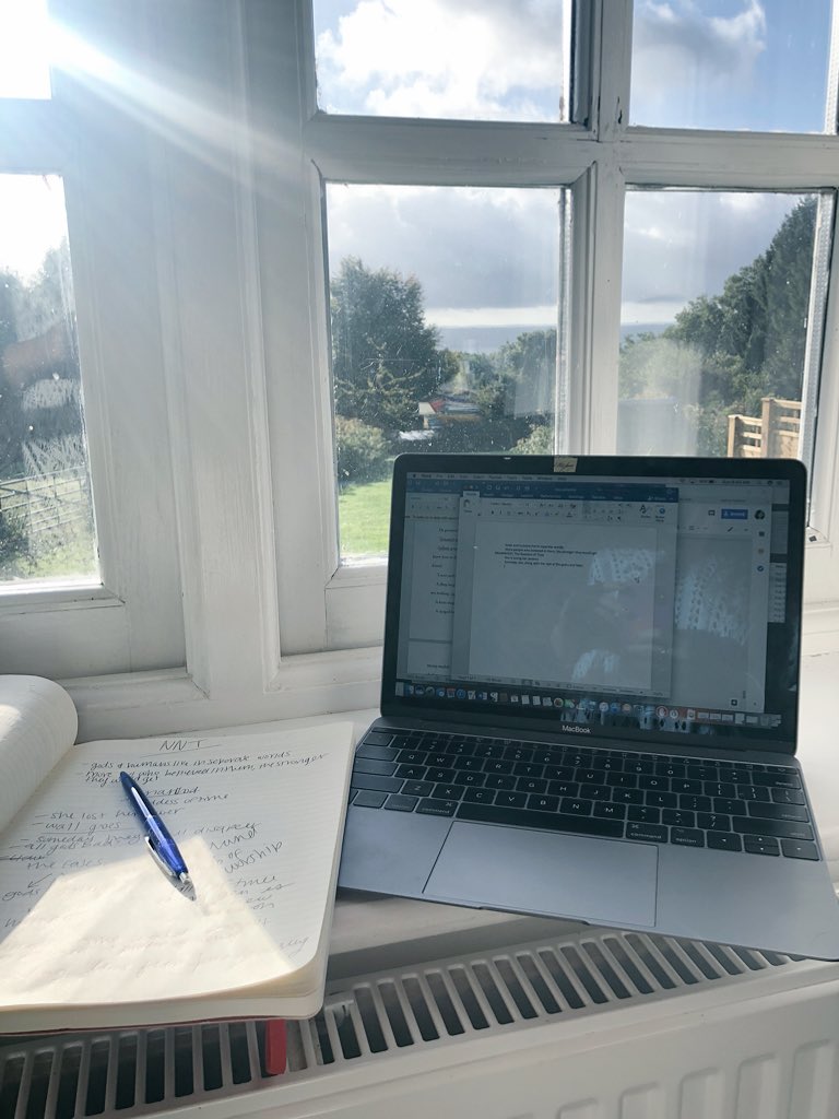 sashaalsberg's tweet photo. Today’s writing view 📝#FantasyRetreat2018 #RePlotting https://t.co/4zm4jOWJsT