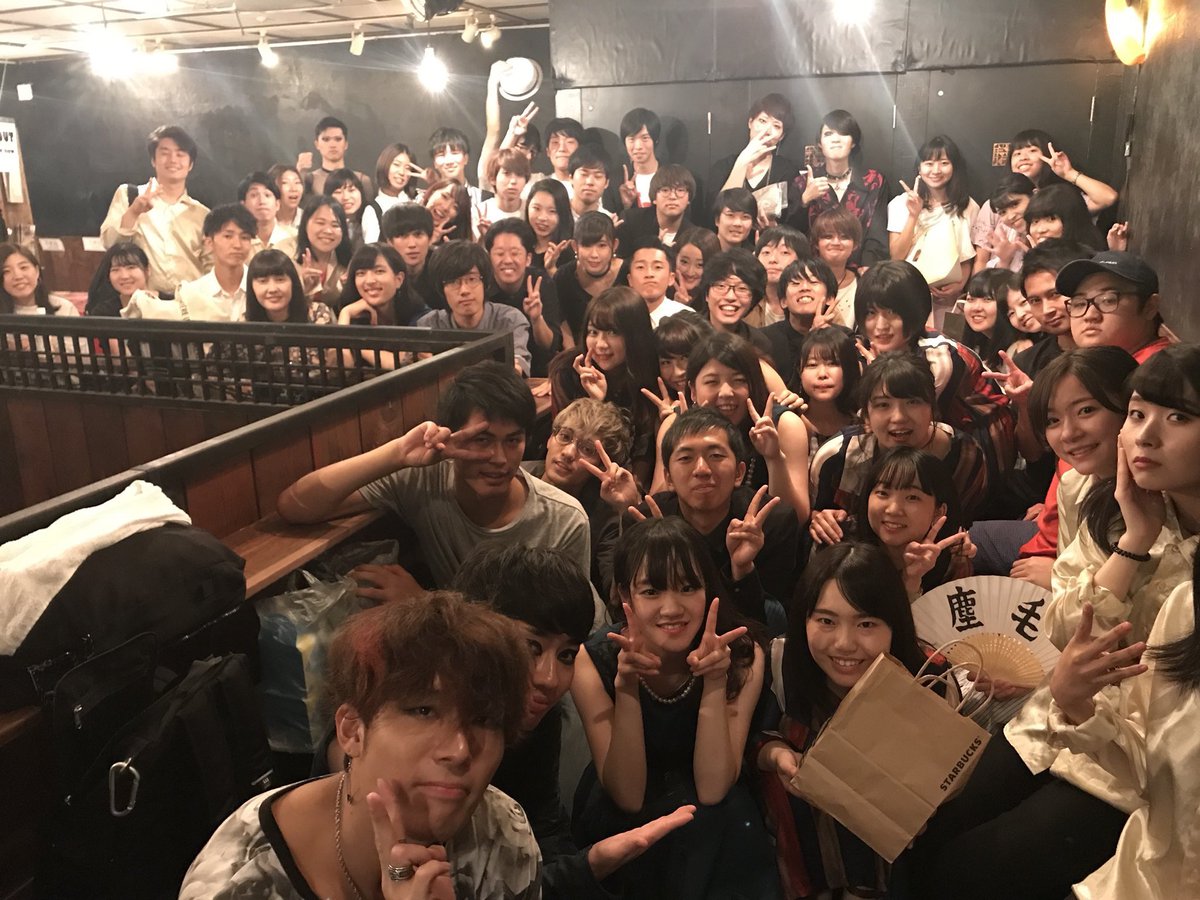 stolencinema's tweet photo. ✍️ログ

2018.09.09 青山月見ル君想フ

1.イーゼル
2.銀河鉄道なんてはじめからなかったよ

大学生アカペラサークルの前座、つとめさせていただきました！
もっちーさん始め、皆さんありがとうございました！
皆歌うまいのはわかってたけど、パフォーマンスがすごいよ。。
この国の将来は安泰だ💮 https://t.co/ujyWAeYbD6