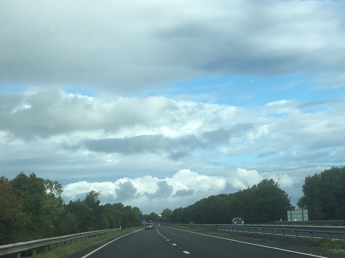 willetravel's tweet photo. On our way to our #MountSnowdon challenge up the #RangersPath https://t.co/om08yas8ux