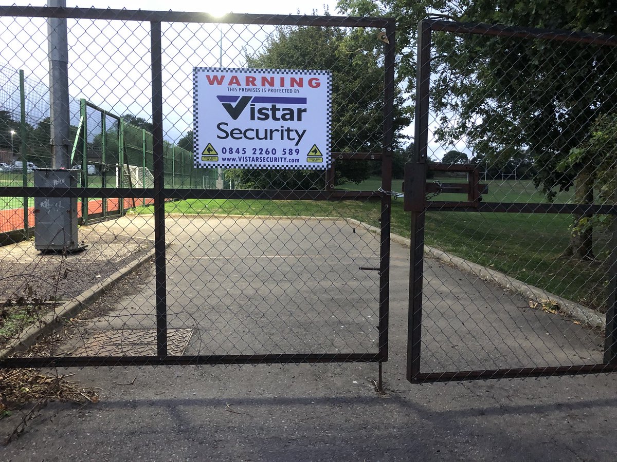 VistarSec's tweet image. Vistar Security is dedicated to providing well trained and highly professional security personnel throughout the UK. 
Established in 2010, Vistar Security is proud to offer a complete range of security guard services delivered by our team of fully SIA licensed and trained guards.