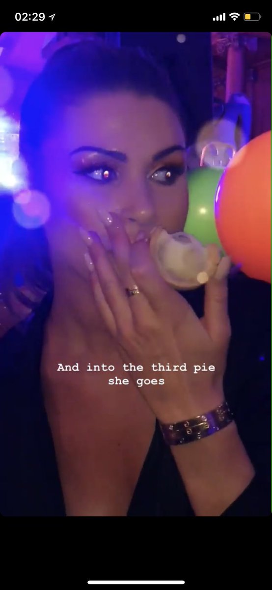 claudia_proctor's tweet photo. Ok I can’t feel my feet and need a Pepes. Thank you for an unreal night @Hannaahwilson 💕 the pies were great x https://t.co/ztIp8HfLwn