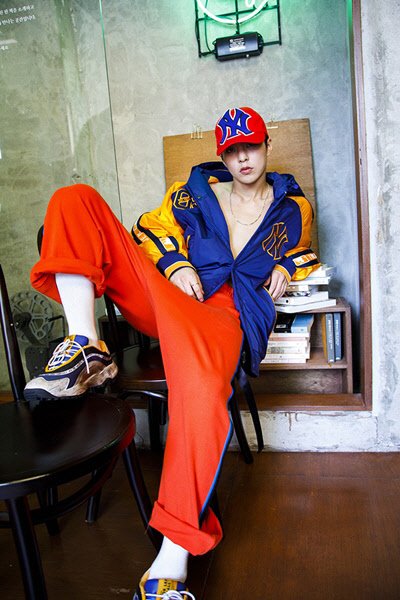 snowboltPH's tweet photo. 180903 MLB Korea Instagram update with #EXO #XIUMIN 

🔗https://t.co/f6utwkGlOf

#EXO @weareoneEXO https://t.co/6eSv2GAVn7