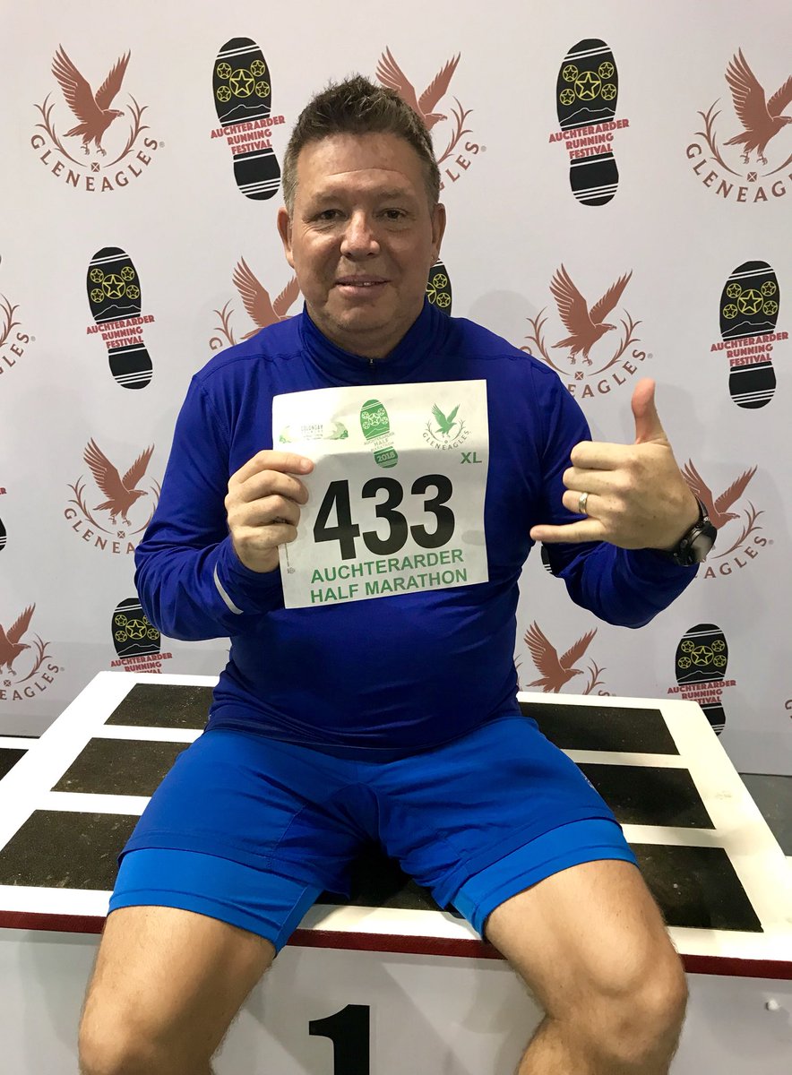 WindyWilson88's tweet photo. Let’s rock and roll #ARF2018 #RunWindyRun #TeamDUK 💙🧡 https://t.co/TWsKjNY3Df