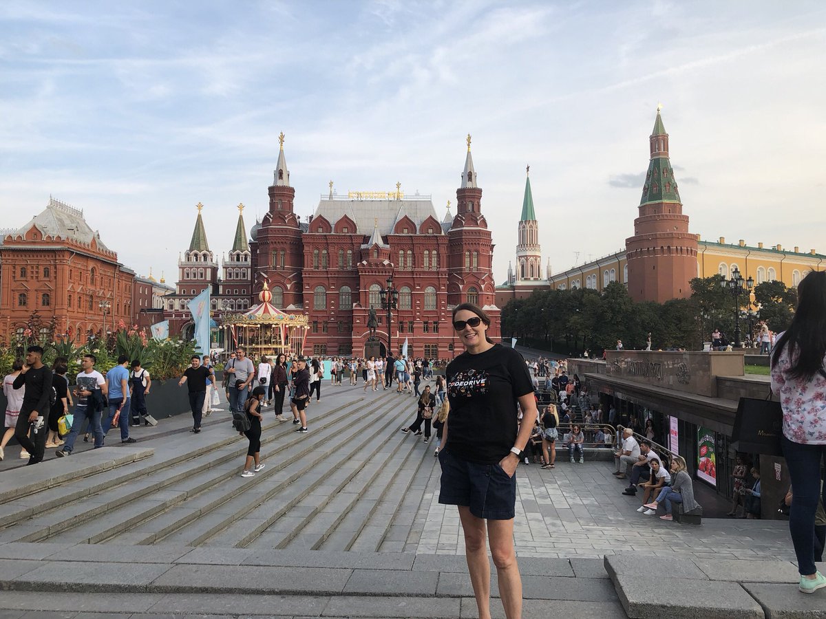 AnnMarieAMC's tweet photo. @fremen As promised #mastercardlabs t-shirt makes it to  #redsquare #kremlin #moscow #codedrive @InsideMastercrd @InsideMastercrd https://t.co/RVexvX5UGn