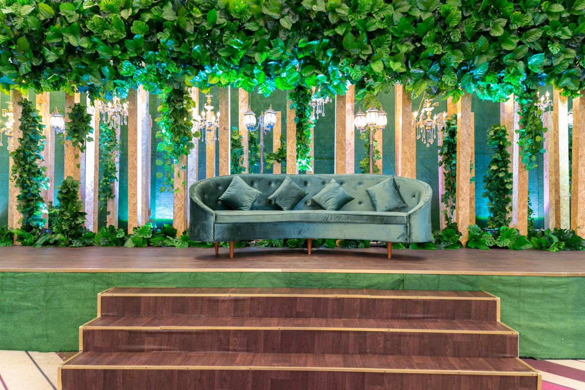 ayoonaljazeera's tweet photo. Choose your LOVE,
and LOVE your Choice..

Choose @ayoonaljazeera ..

#AyoonAljazeeraEvents #Wedding #Kosha #BrideKosha #OSBTropical  #Classic #Garden #Green #leaves 😍👩‍❤️‍👨🏵️🌴🌳💚💚💚💚 https://t.co/DQuiV5VVah