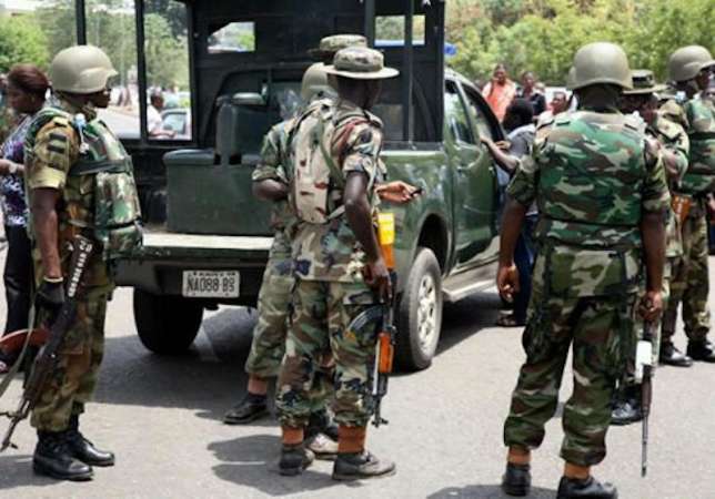 NnamdiObasi's tweet photo. 3 soldiers #killed in #Plateau state, #Nigeria, while trying to restore peace in Barkin Ladi area, Operation Safe Haven #OPSH Commander, Maj Gen A. Agundu, reported yesterday, 8 Sept. Area has suffered recurrent #herder-#farmer violence, including deadly attacks on communities. https://t.co/nTv0bAu4t7