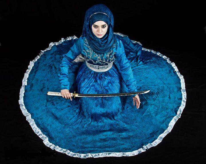 Naziyah Mahmood, artist, poet, Astrophysicist Aerospace Engineer &amp; martial artist photographed by Fiona Brims #womensart