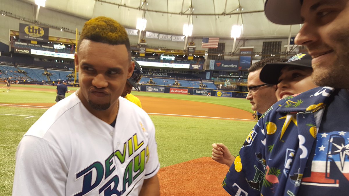 TBRaysTwins's tweet image. Hey #RaysTwitFam: 
CAPTION THIS!!! 😂😆🤣😁 #ElFinal #OnlyOneGoGo #RaysUp 
@A_Katzman83 @RealCarlosGomez